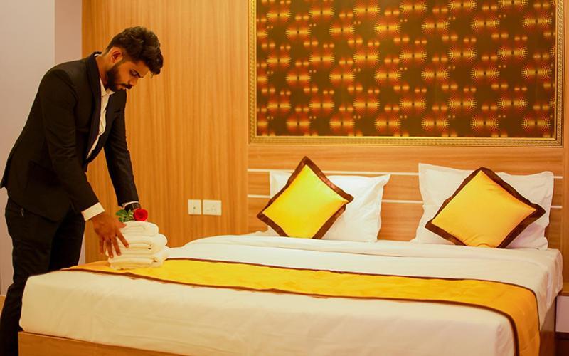 Hotel Emirates Kannangad Luaran gambar